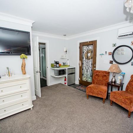 Front Beach Cottages Ocean Springs Eksteriør billede